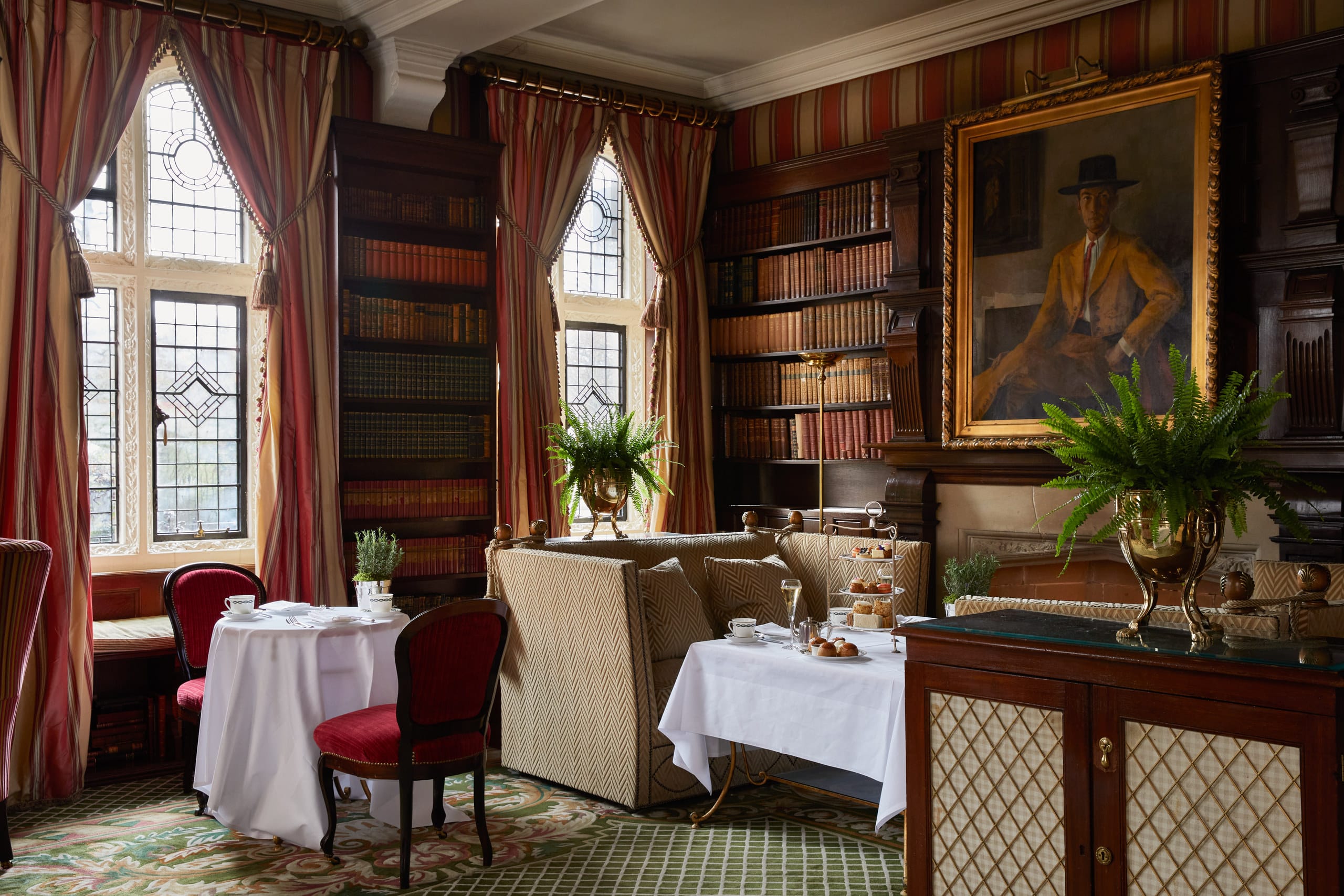 Photo of The Milestone Hotel, The Park Lounge