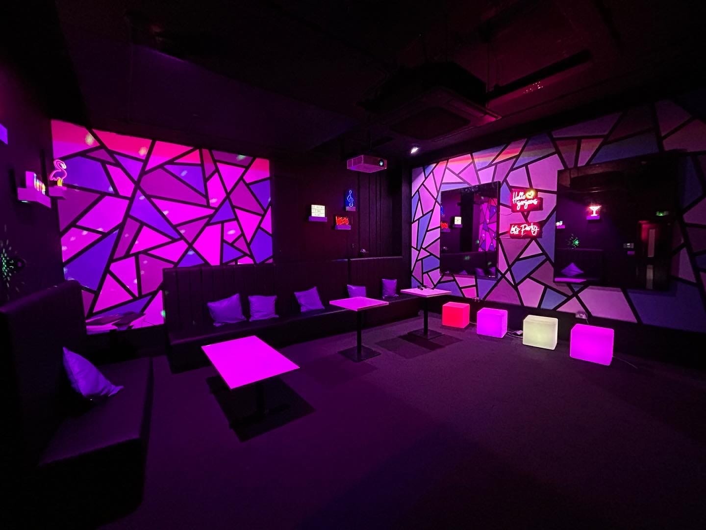 Photo of Kings18, Private Karaoke Lounge