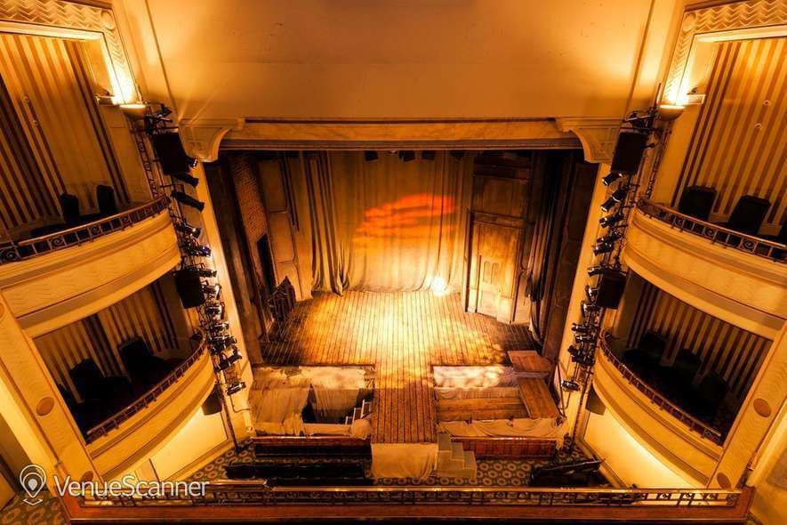 Auditorium, Fortune Theatre photo #1