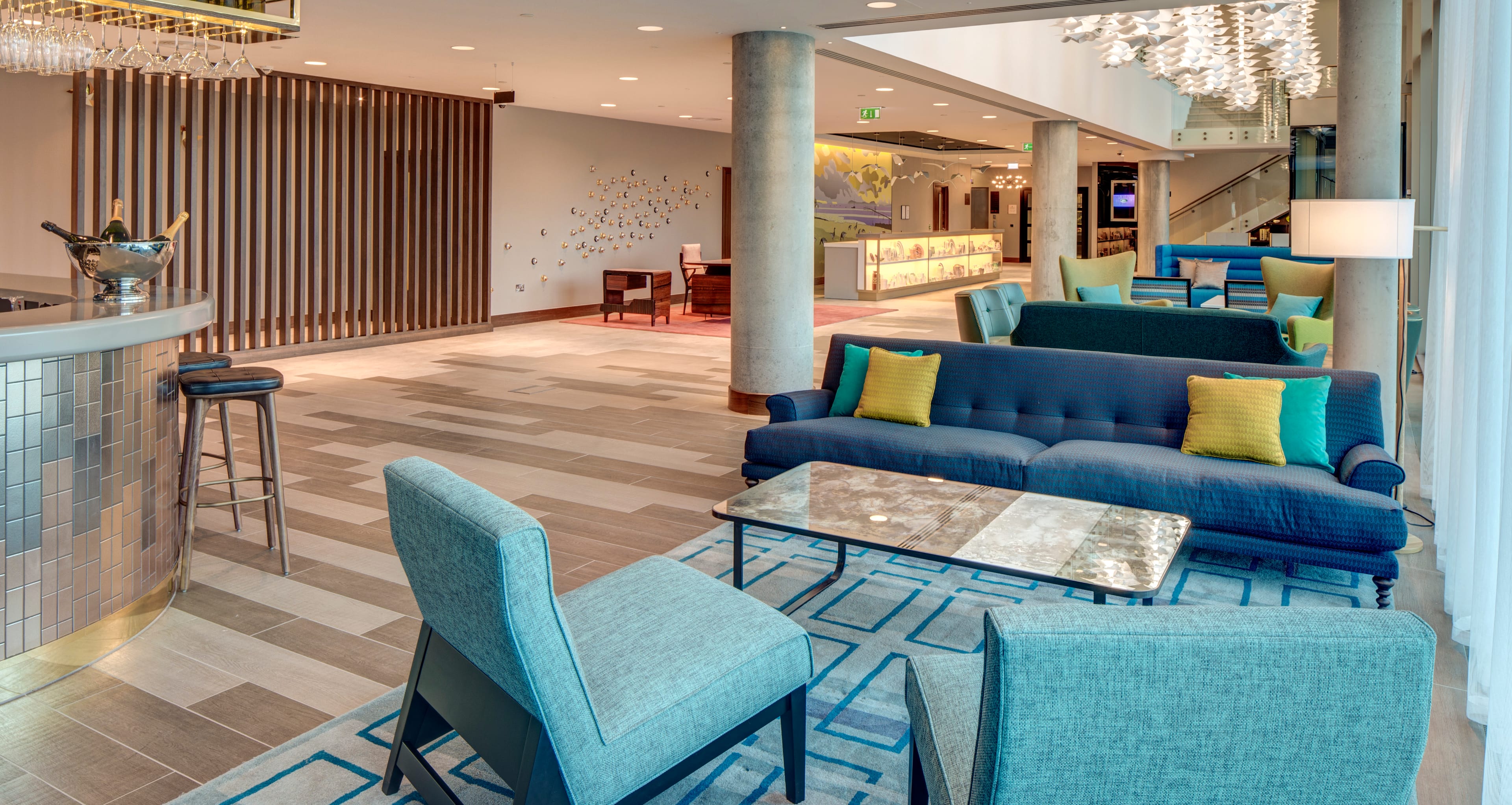 Photo of Hilton Bournemouth, Rule, Centerfold, Balance & Blot
