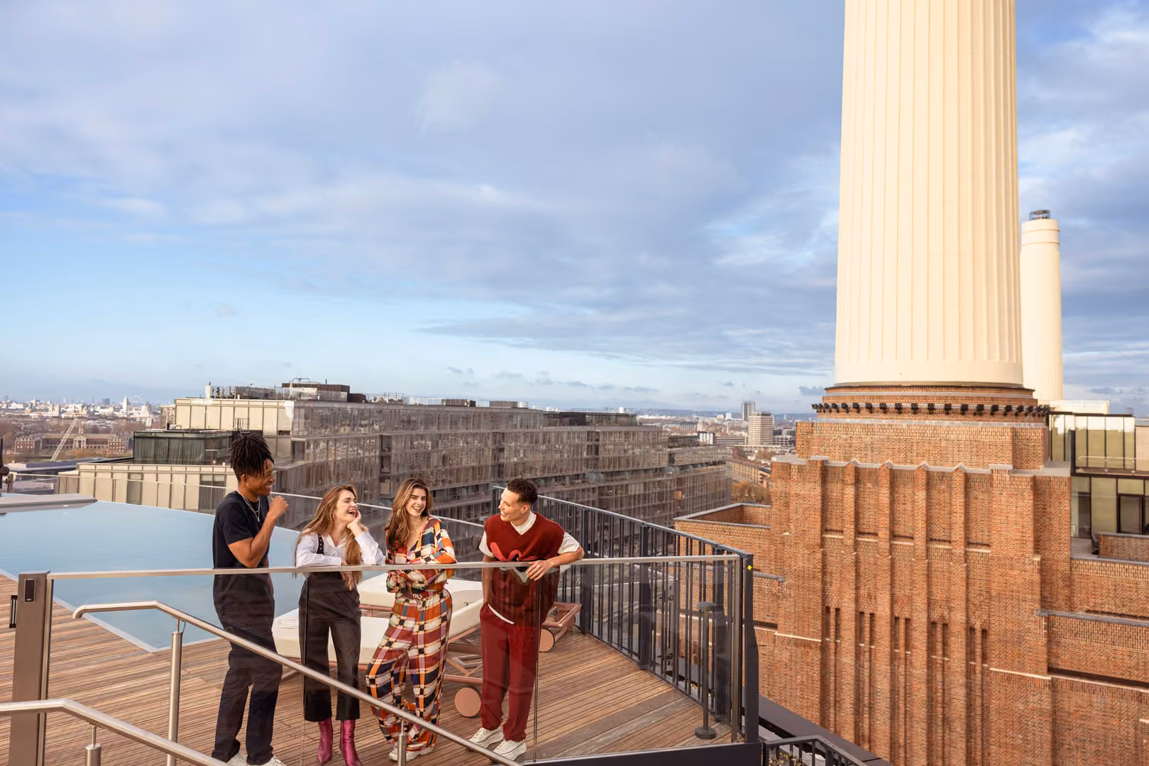 JOIA Restaurant And Rooftop, PEROLA Bar, Art’otel London Battersea photo #3