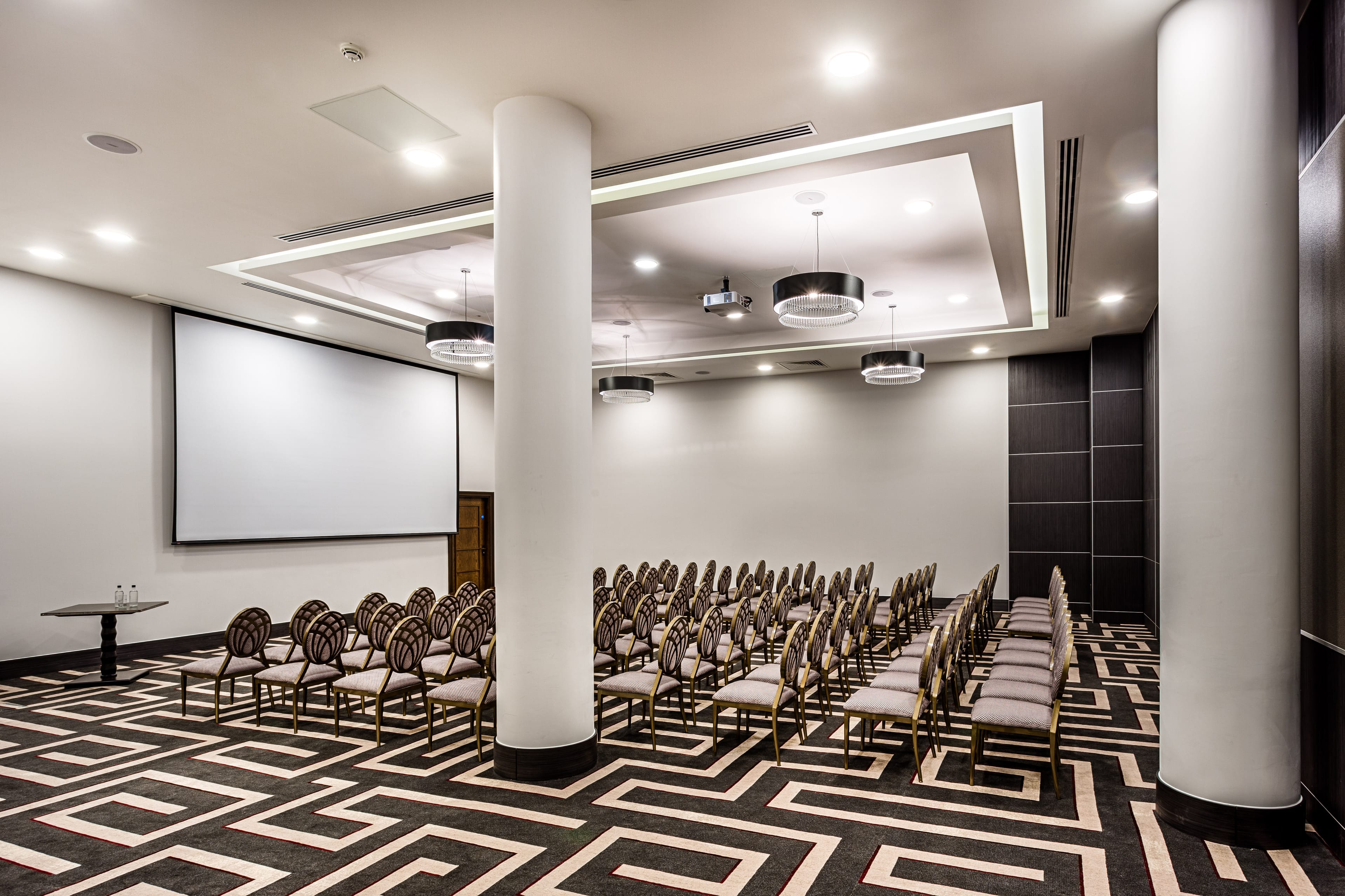 Photo of Courthouse Hotel Shoreditch, Chamber 1