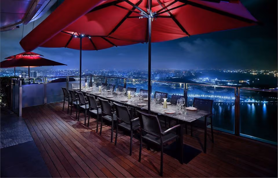 Sky Bar, CE LA VI photo #3