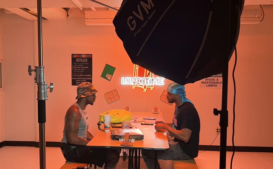 Photo of Deportee Studio, The White Room