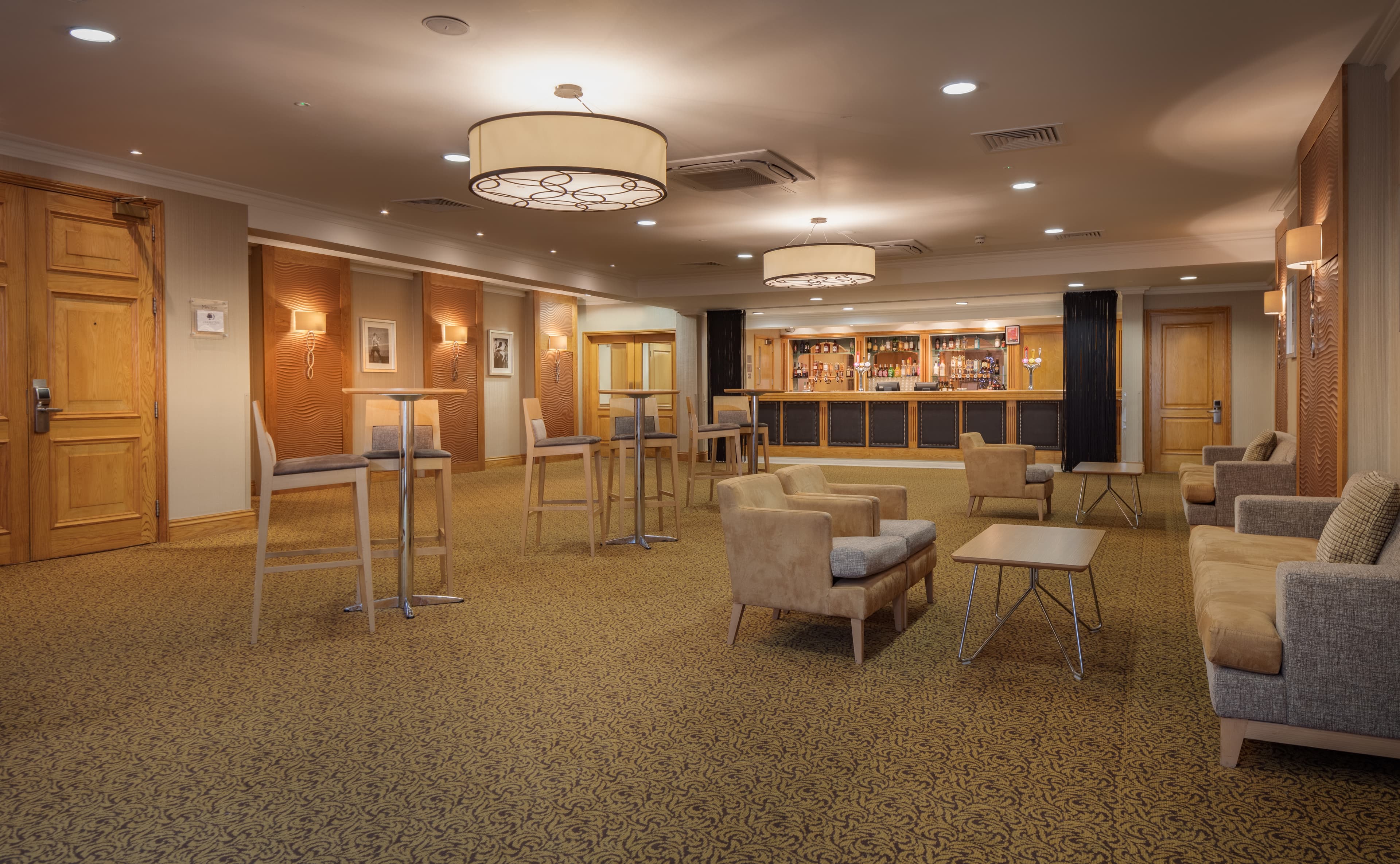 College Suite, Oxford Belfry Hotel photo #4