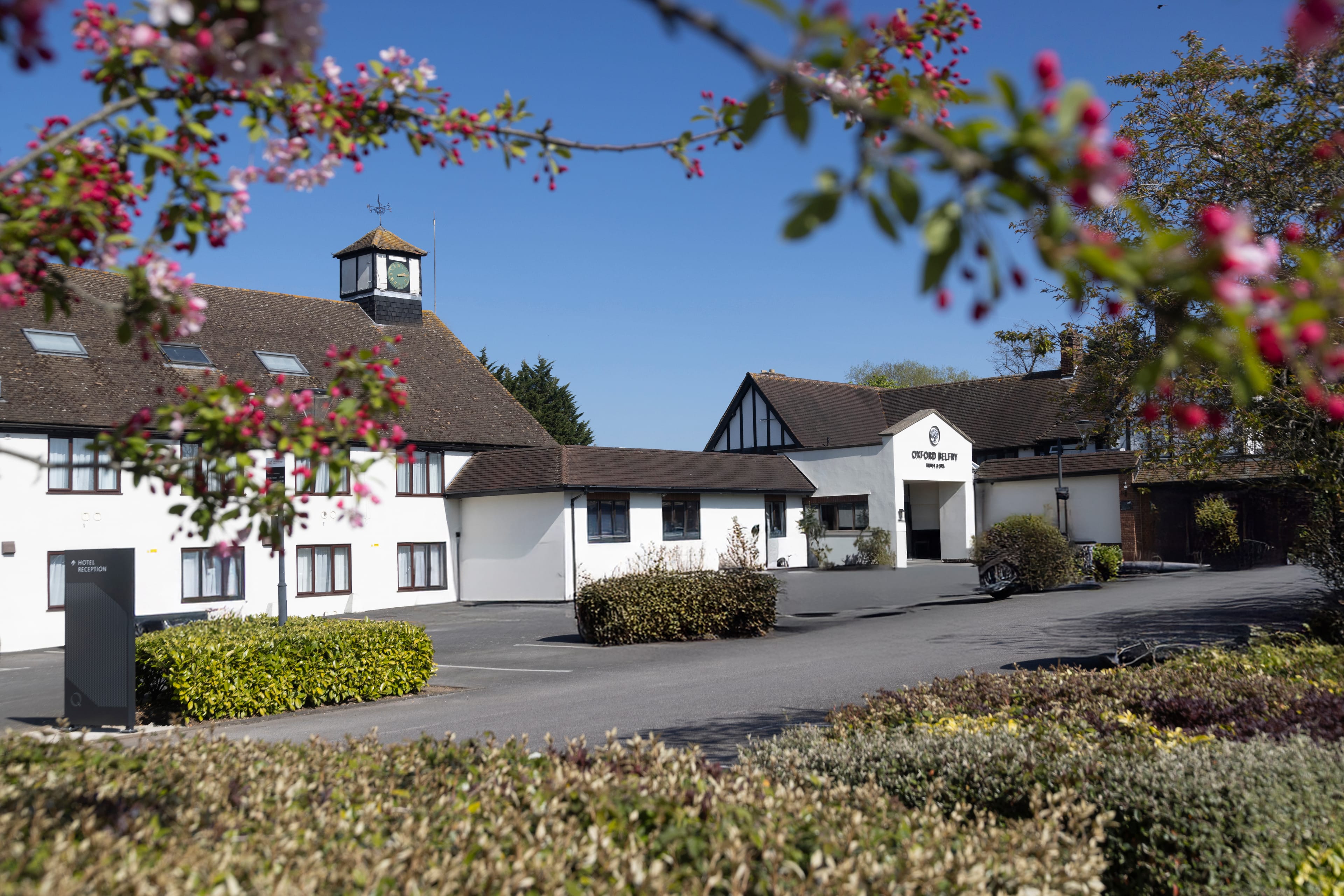 Photo of Oxford Belfry Hotel, College Suite