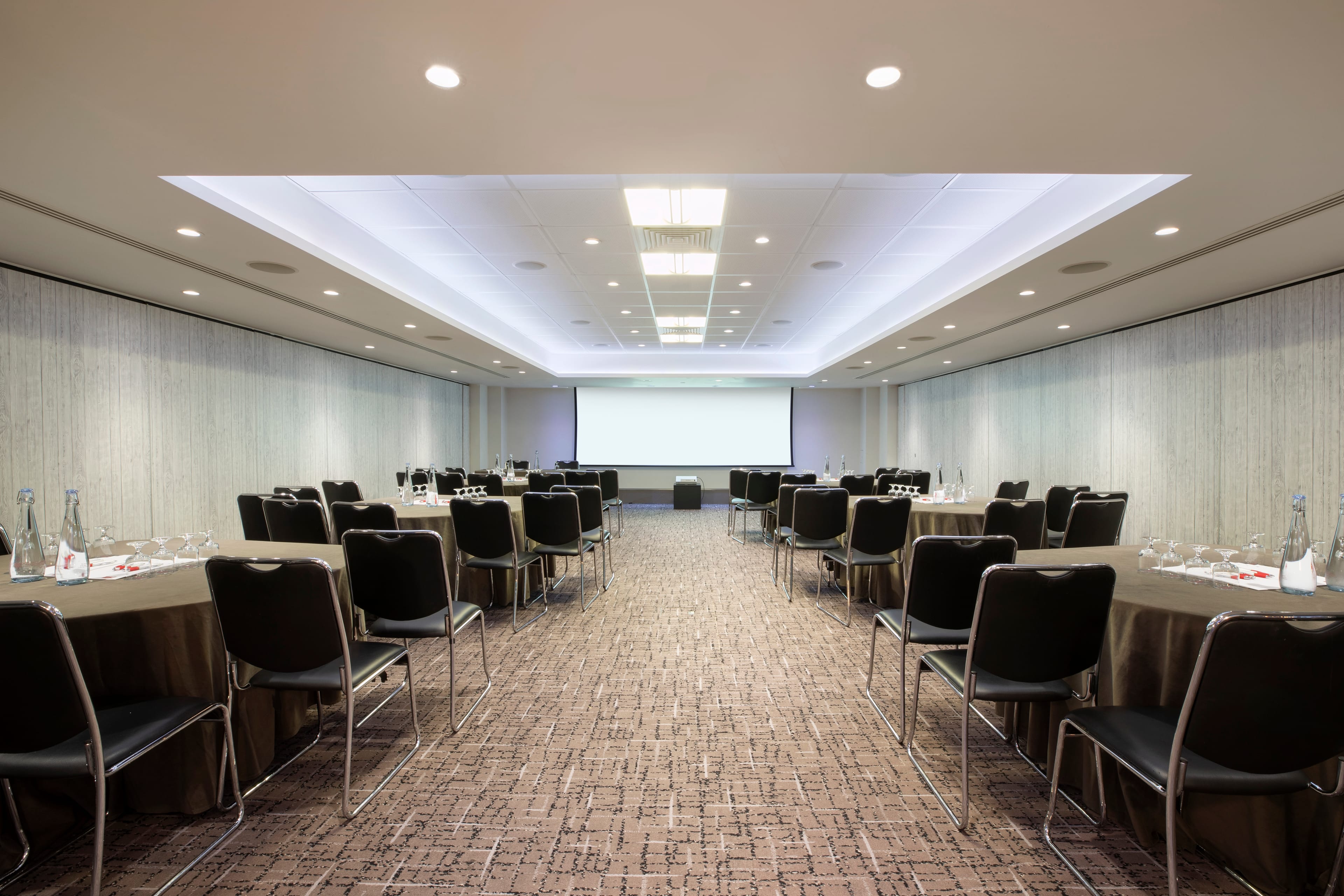 Photo of Leonardo Royal London Tower Bridge, Harpley Suite