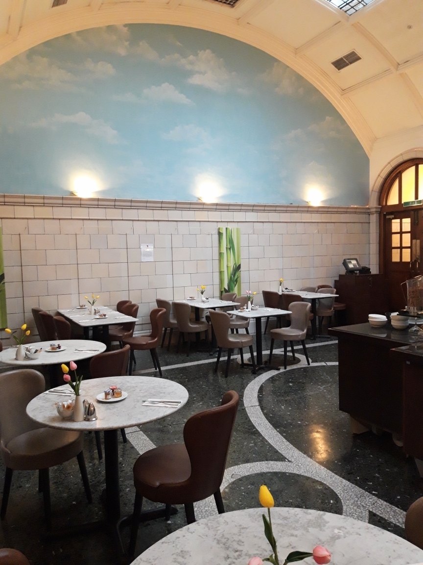 Photo of Courthouse Hotel Soho, The Waiting Room