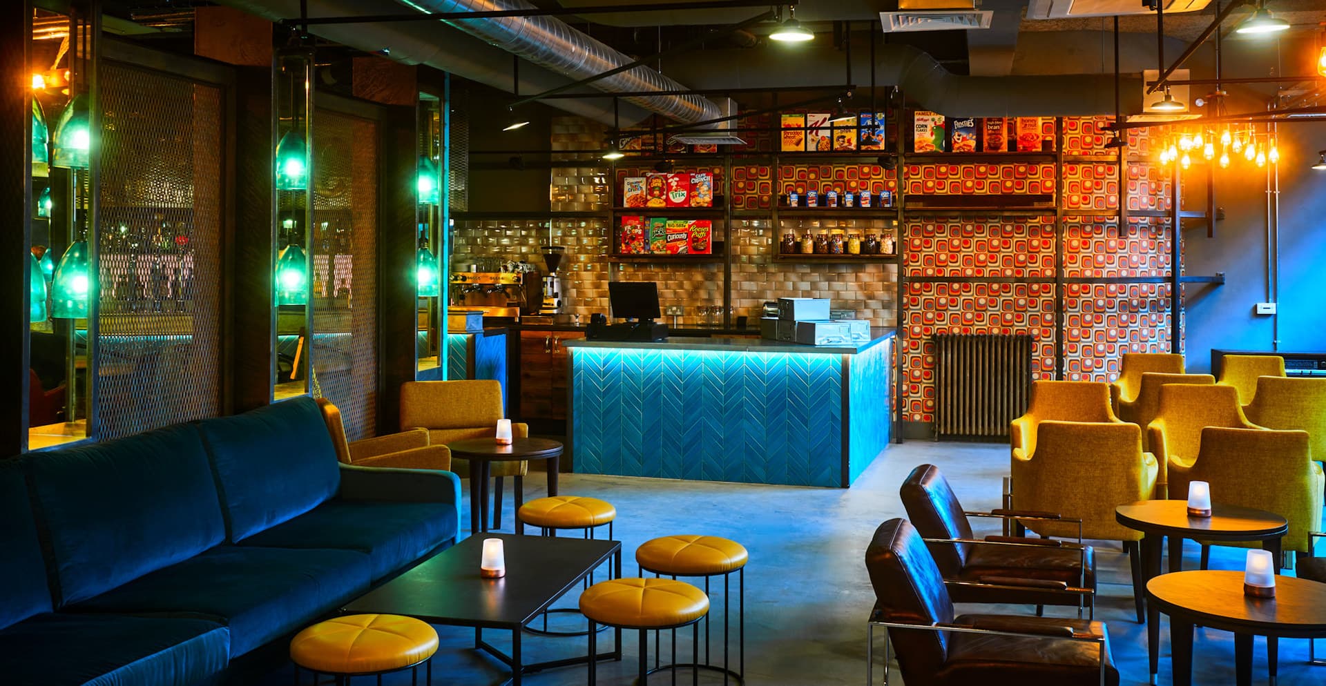Cereal Grind, New Road Hotel photo #1