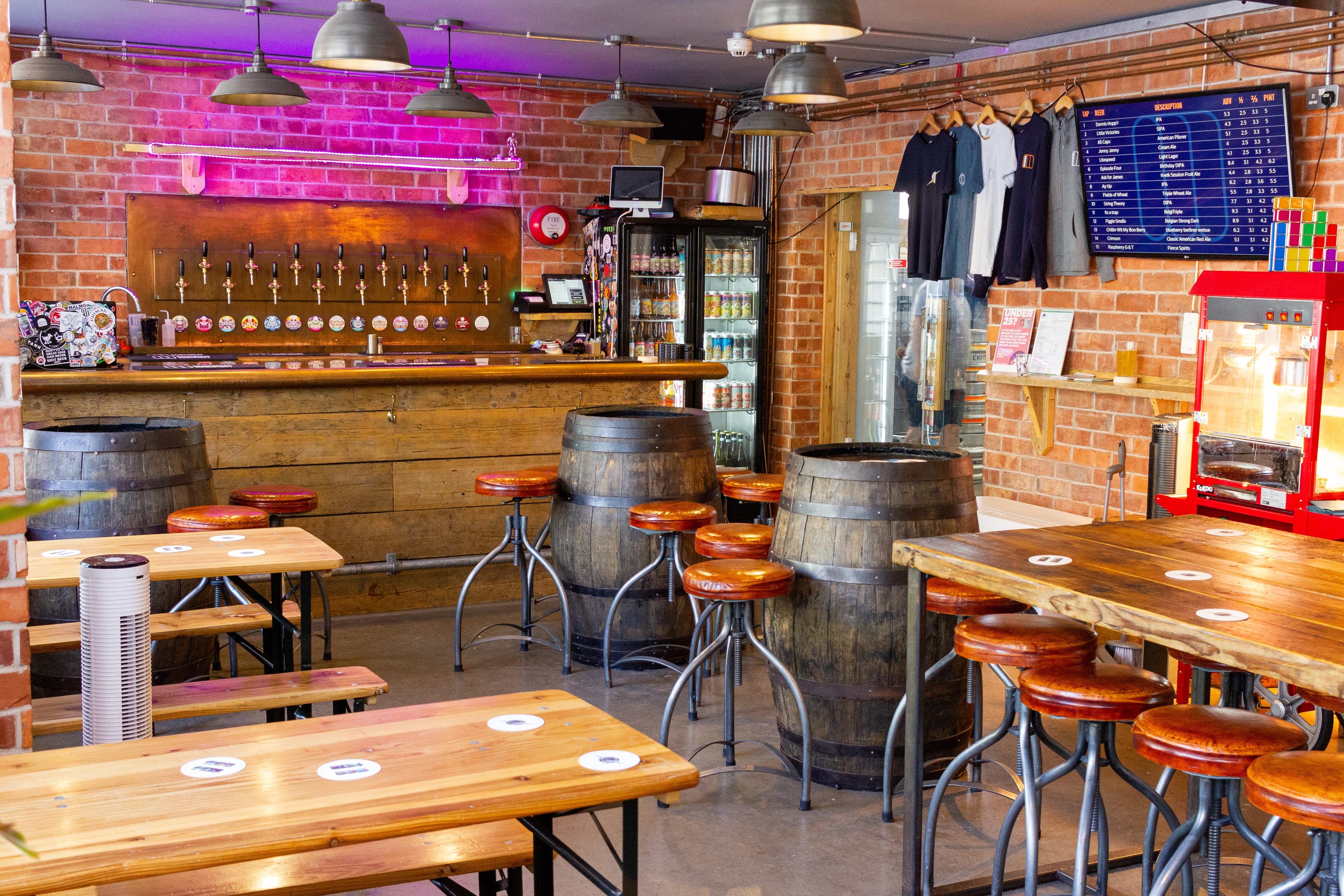 Photo of Mondo Brewing Company, Tap House