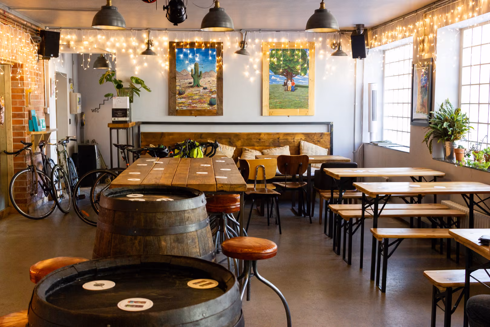 Tap House, Mondo Brewing Company photo #5