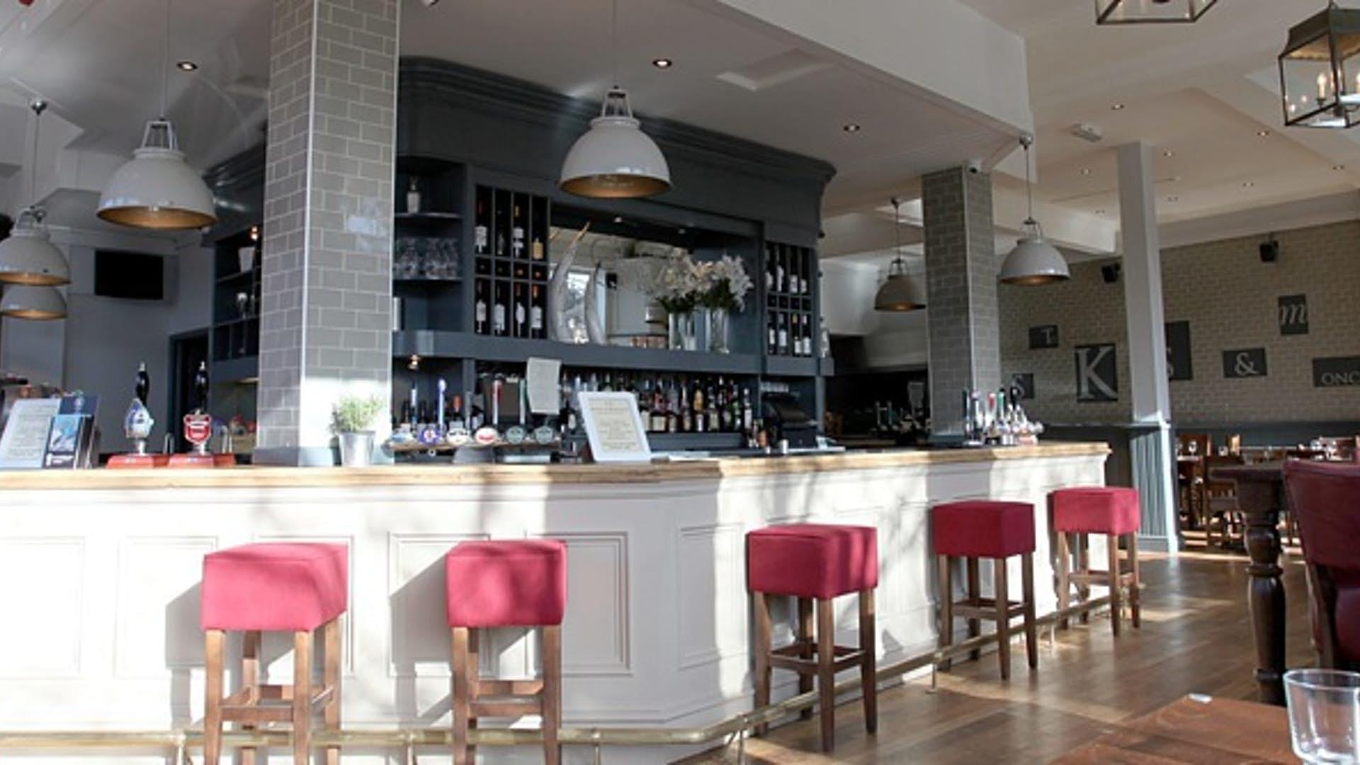 The Royal Oak, Twickenham, Ground Floor Restaurant photo #0