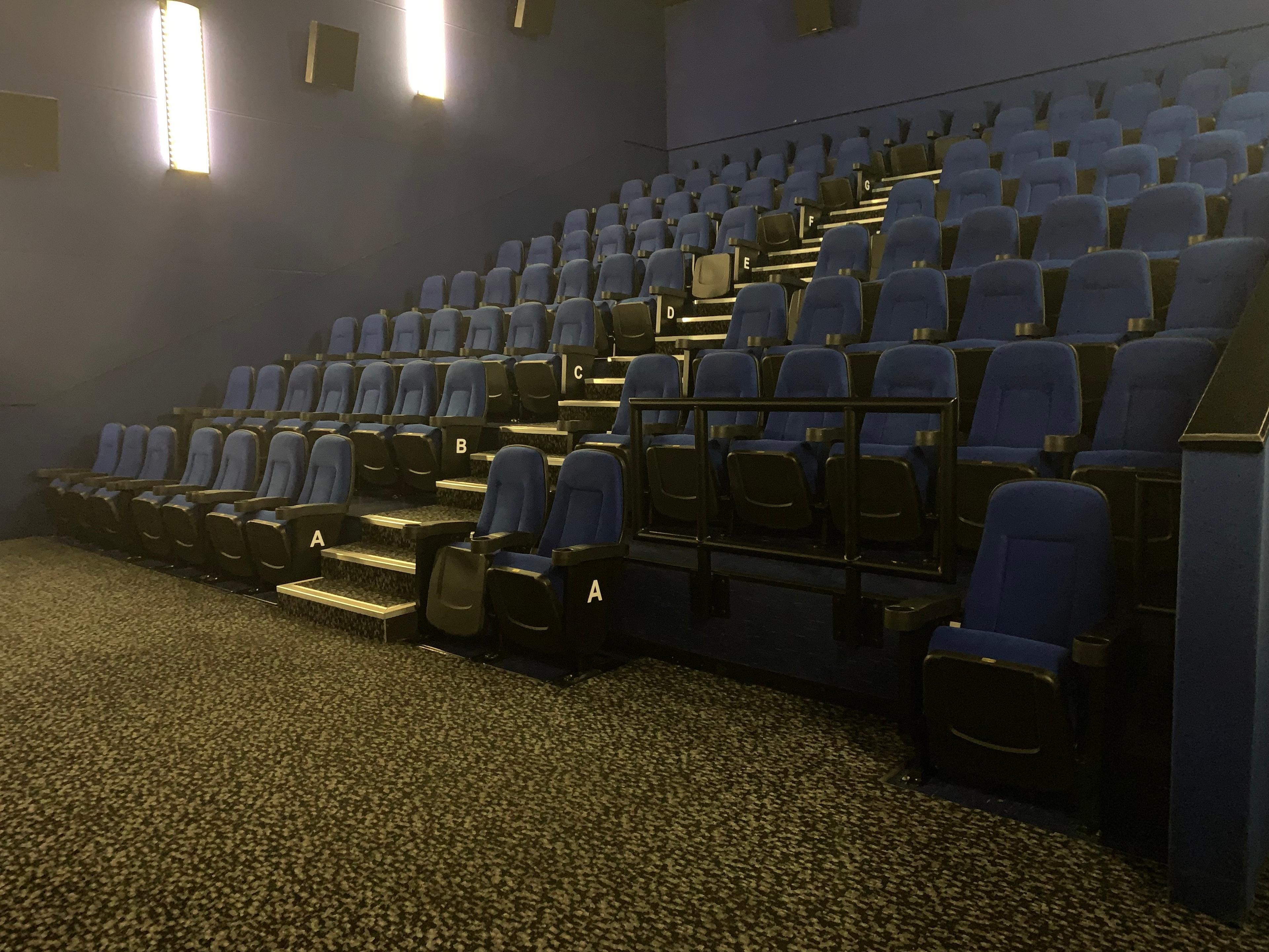Screen 4 - 108 Seats, Cineworld Nottingham photo #1