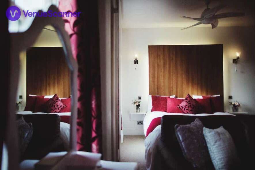 Holland Hall photo #3