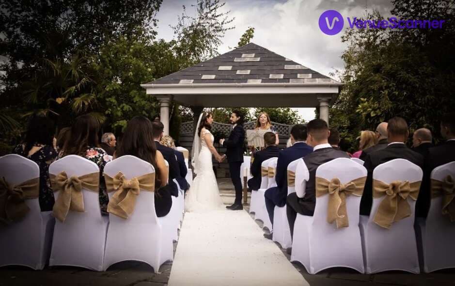 Holland Hall, Garden Suite / Terrace Suite / Garden Pergola / Garden Bar / Love Heart Swing, undefined photo #82