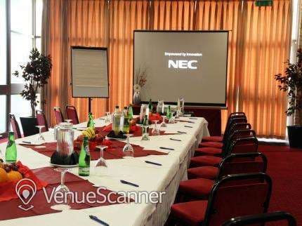 Cobham Room, Inn On The Lake photo #1