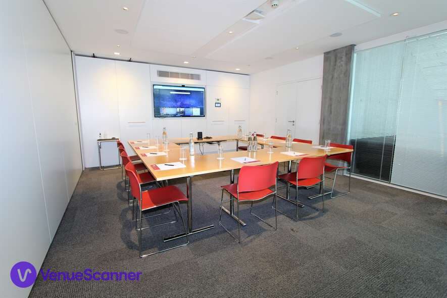 Belgrave 2, 47 Bastwick St. photo #2