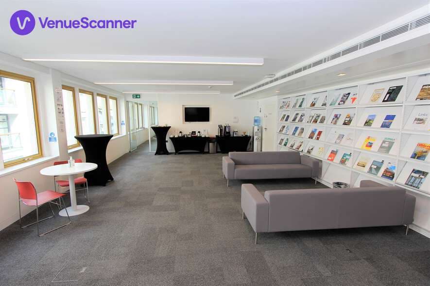 Executive Area, 47 Bastwick St. photo #1