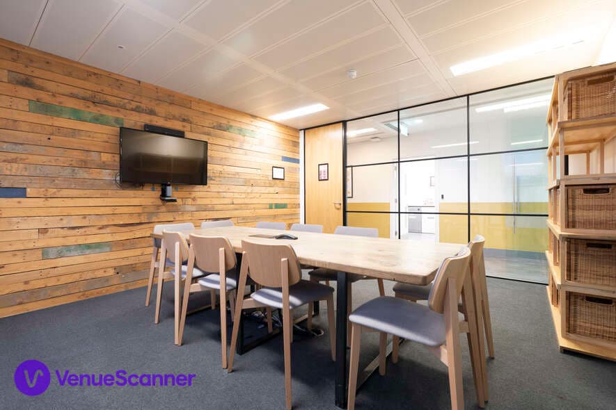 Murdock, Runway East Borough Market photo #1