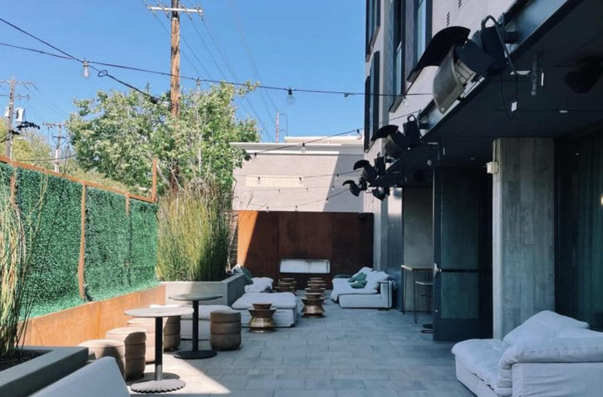 Glenwood Patio, Park James Hotel photo #1