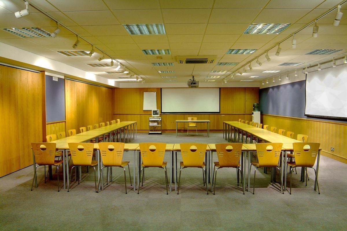Photo of Ealing Hammersmith West London College, Lecture Theatre
