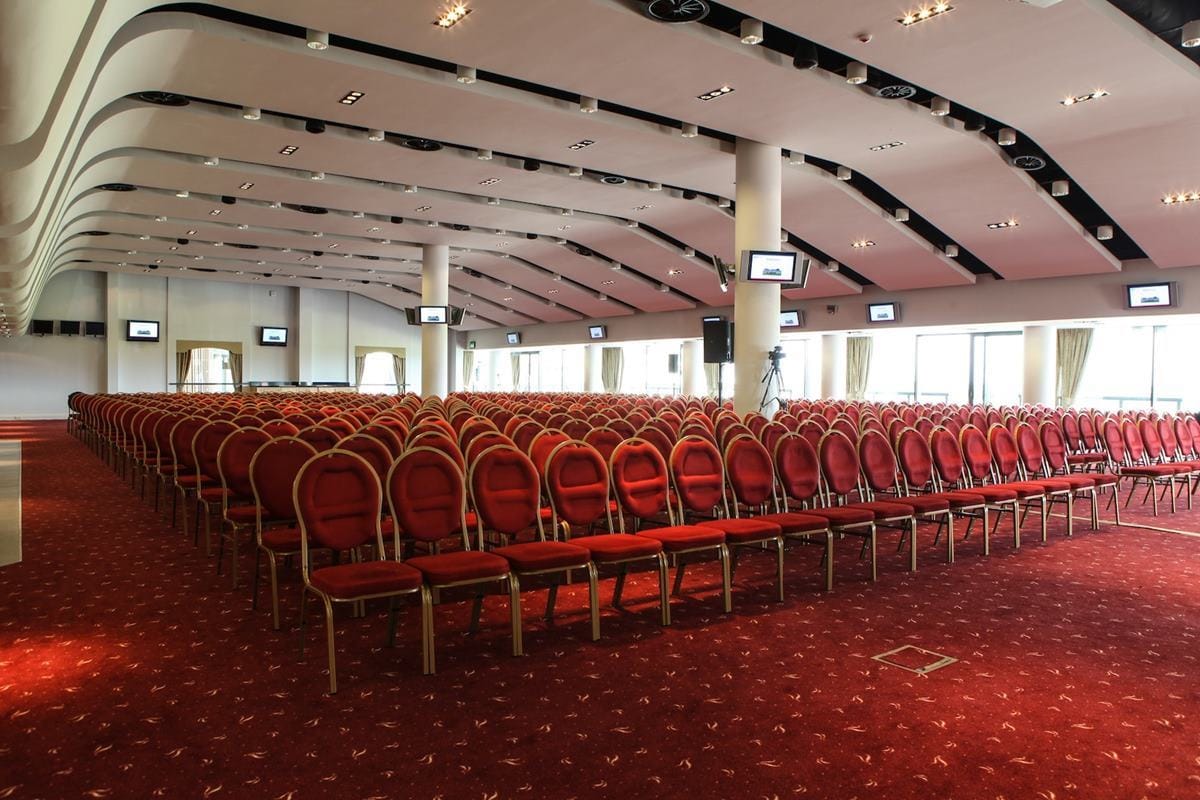 Photo of Aintree Racecourse