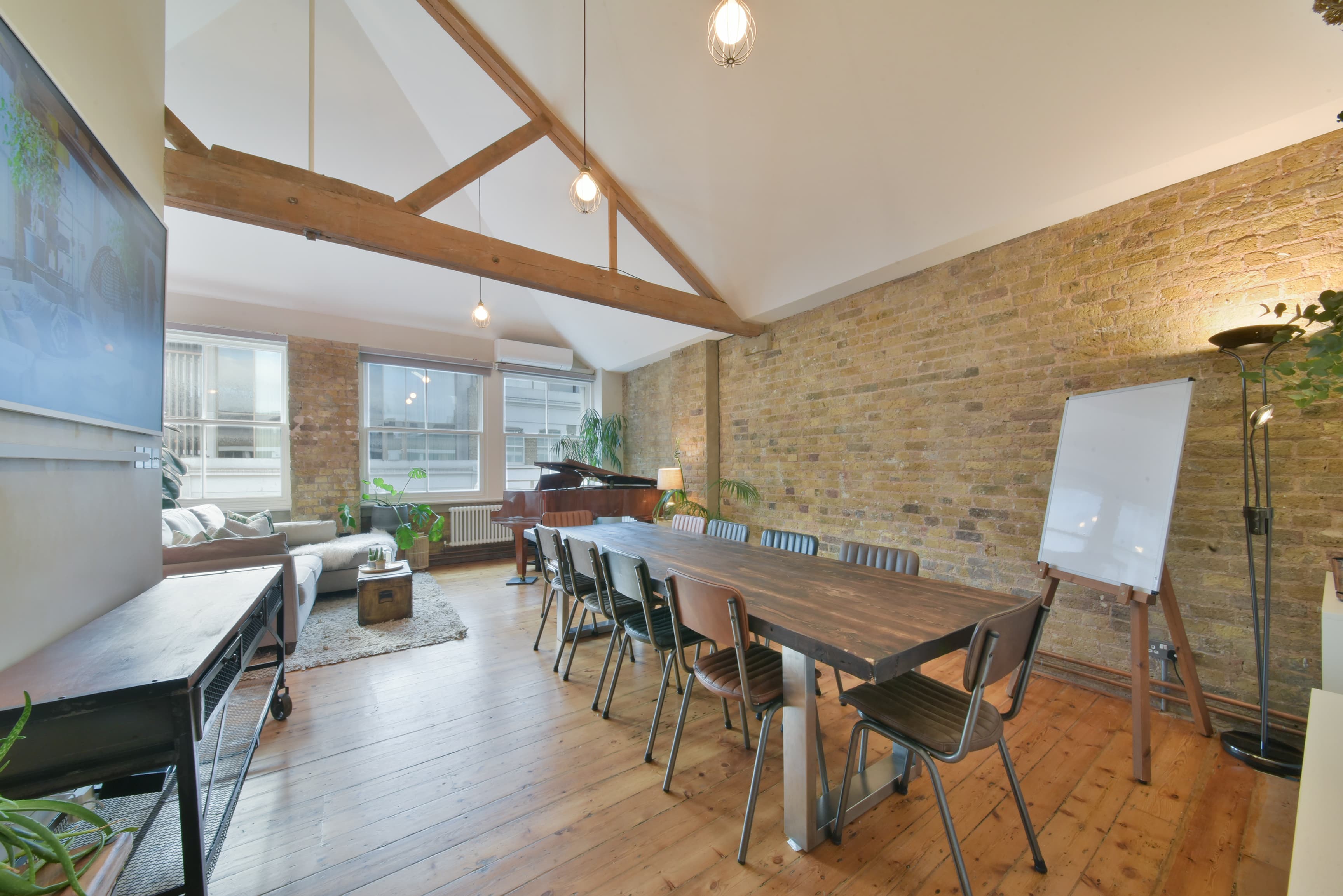 Treehouse Loft, Exclusive Hire photo #2