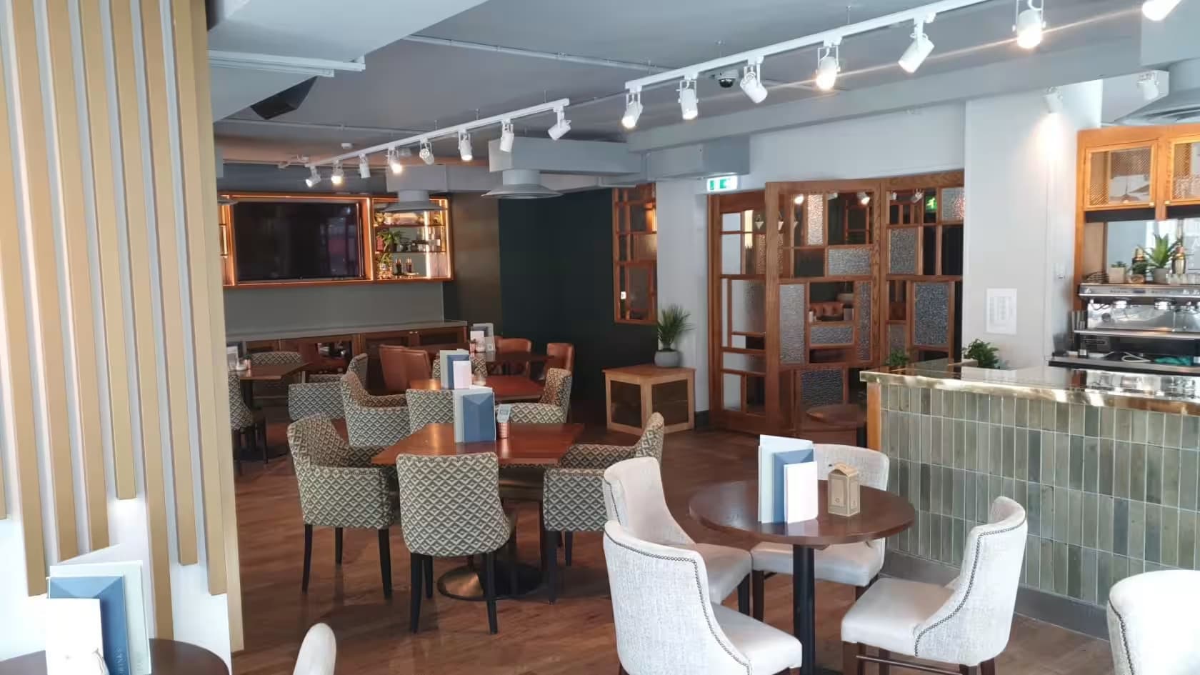 Mezzanine, All Bar One Glasgow photo #2