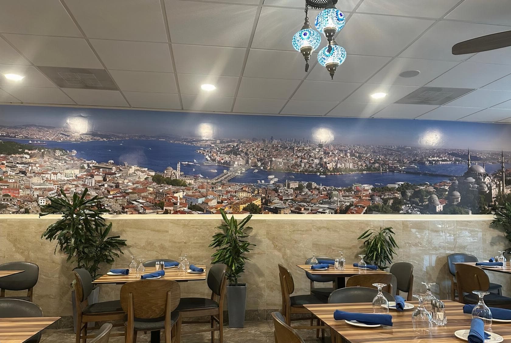 Wholoe Venue, Istanbul Grill photo #1