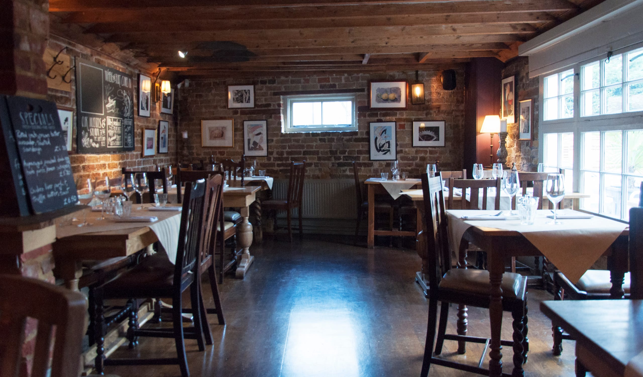 Photo of The Queens Head, Brasserie