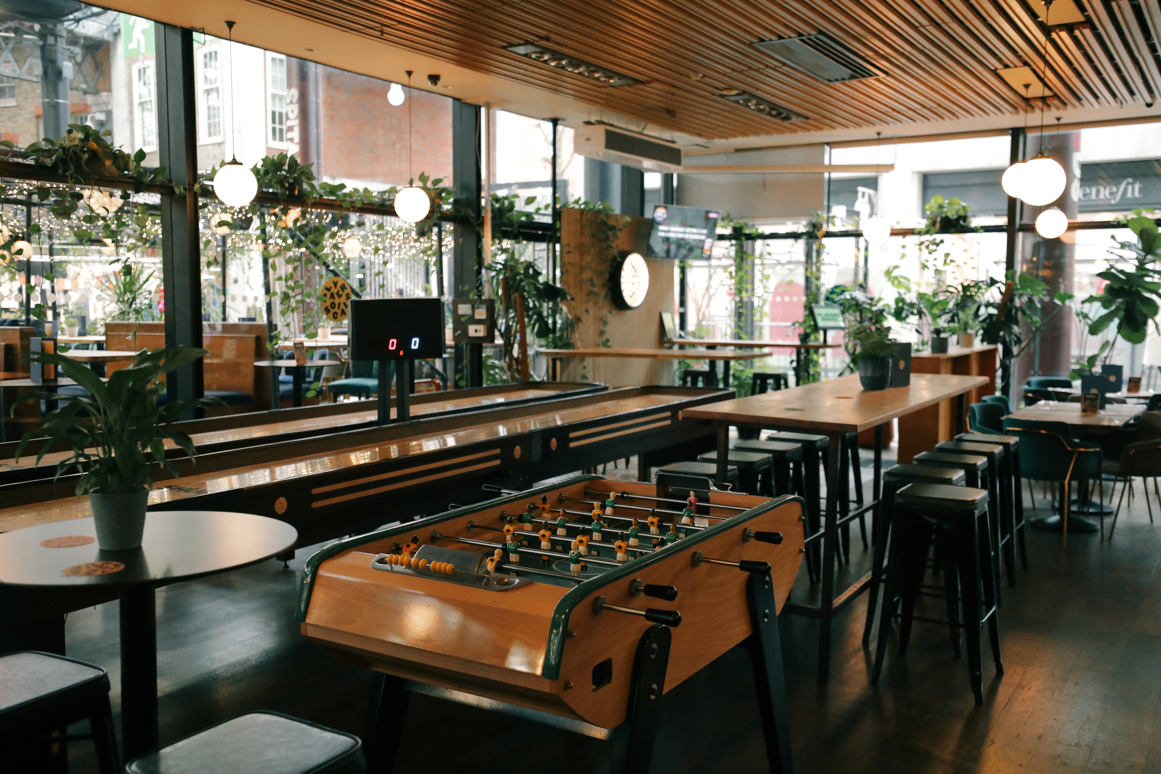 Indoor Games Area, Players Social photo #3