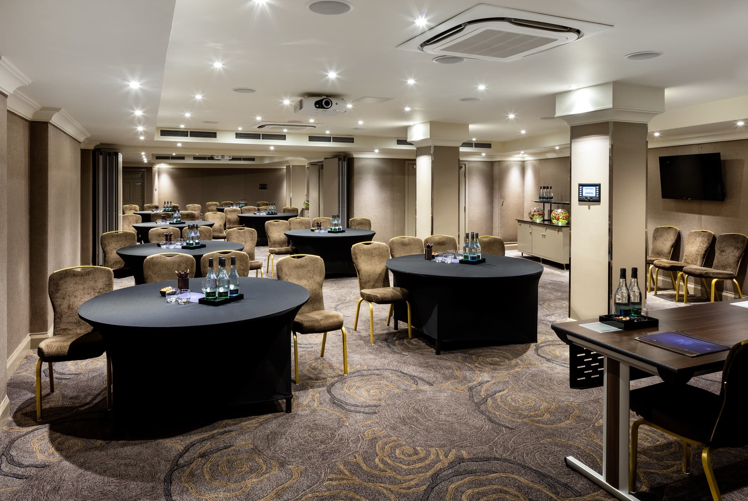 Radisson Blu Edwardian, Kenilworth, Private Suite 11 And 12 photo #2