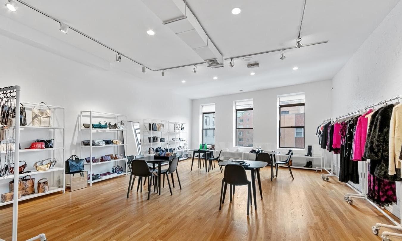 Sunlit, Spacious SoHo Loft, Chen Museum Building photo #1