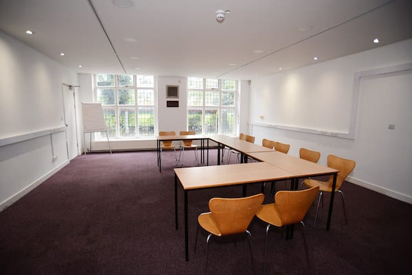 Photo of Oxford House In Bethnal Green, Scott Room