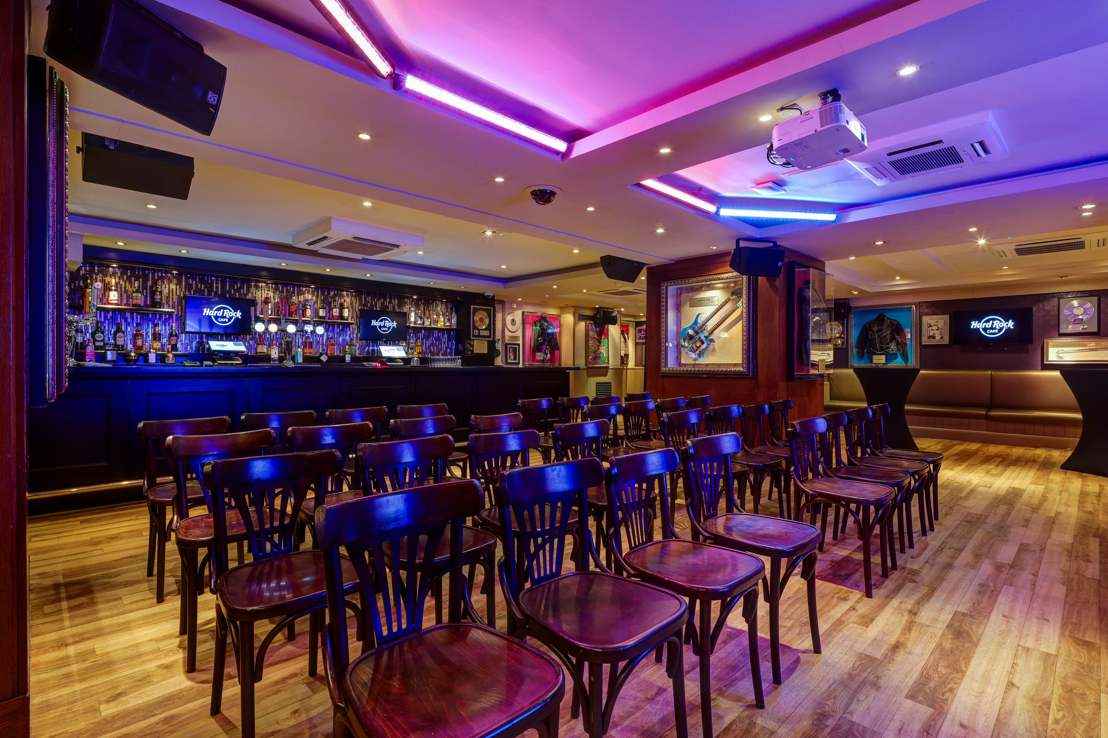 The Rock Room, Hard Rock Cafe London photo #4