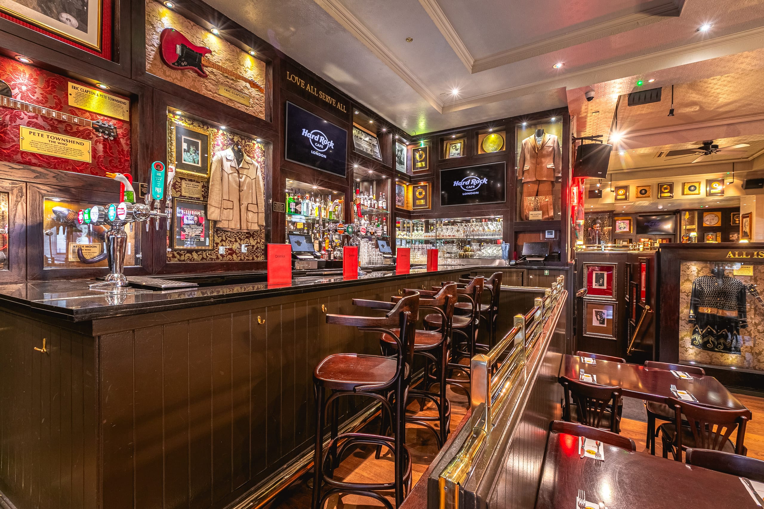 Photo of Hard Rock Cafe London, The Cafe
