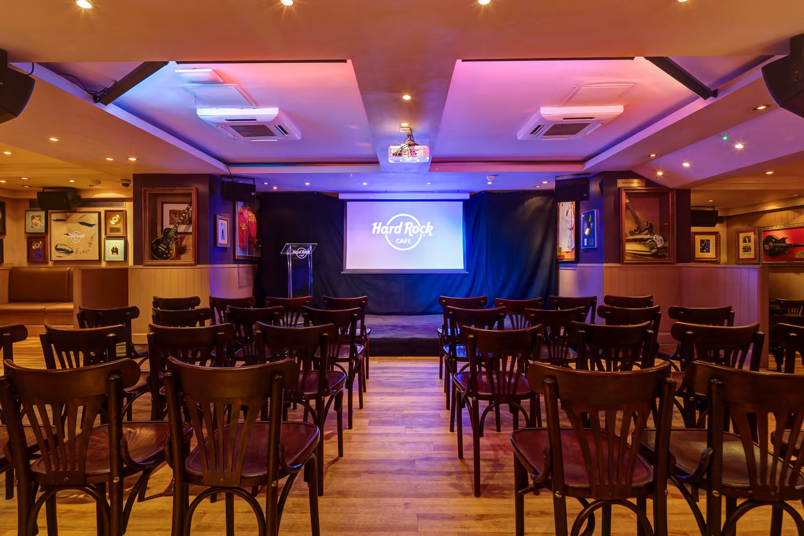 The Rock Room, Hard Rock Cafe London photo #3