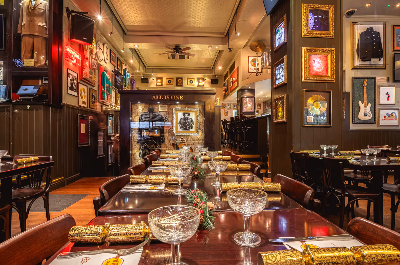 The Cafe, Hard Rock Cafe London photo #3