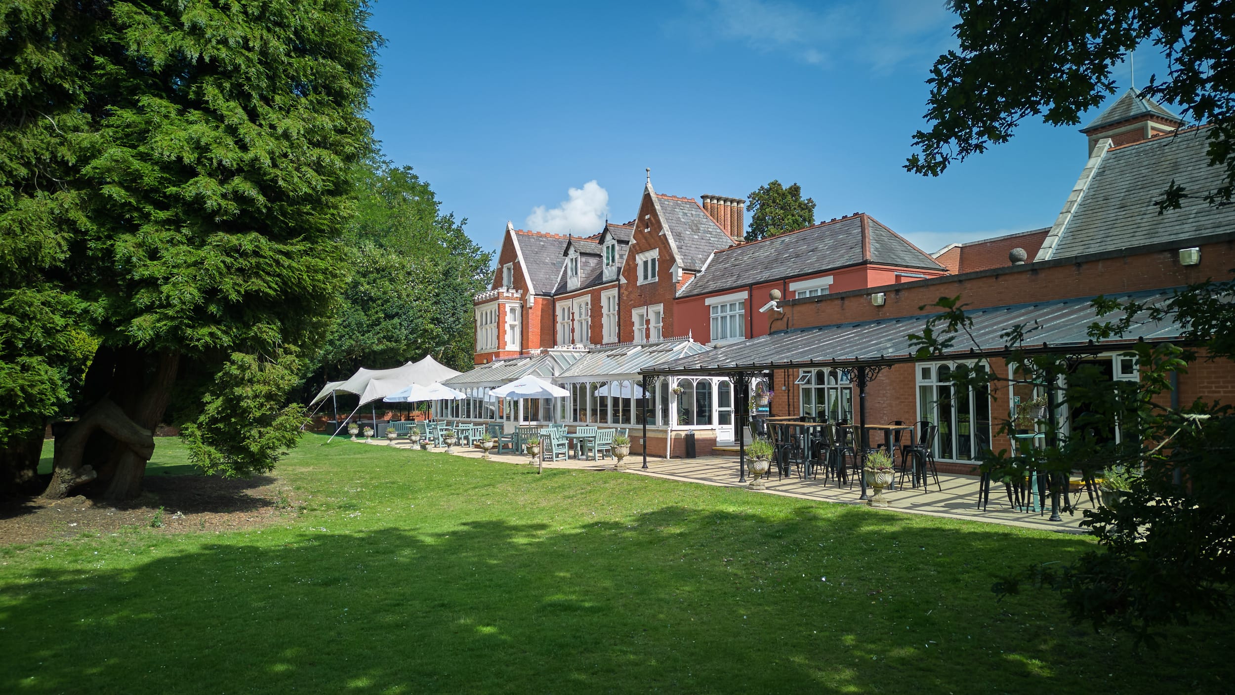 Photo of DoubleTree By Hilton St Anne's Manor, St Annes Suite