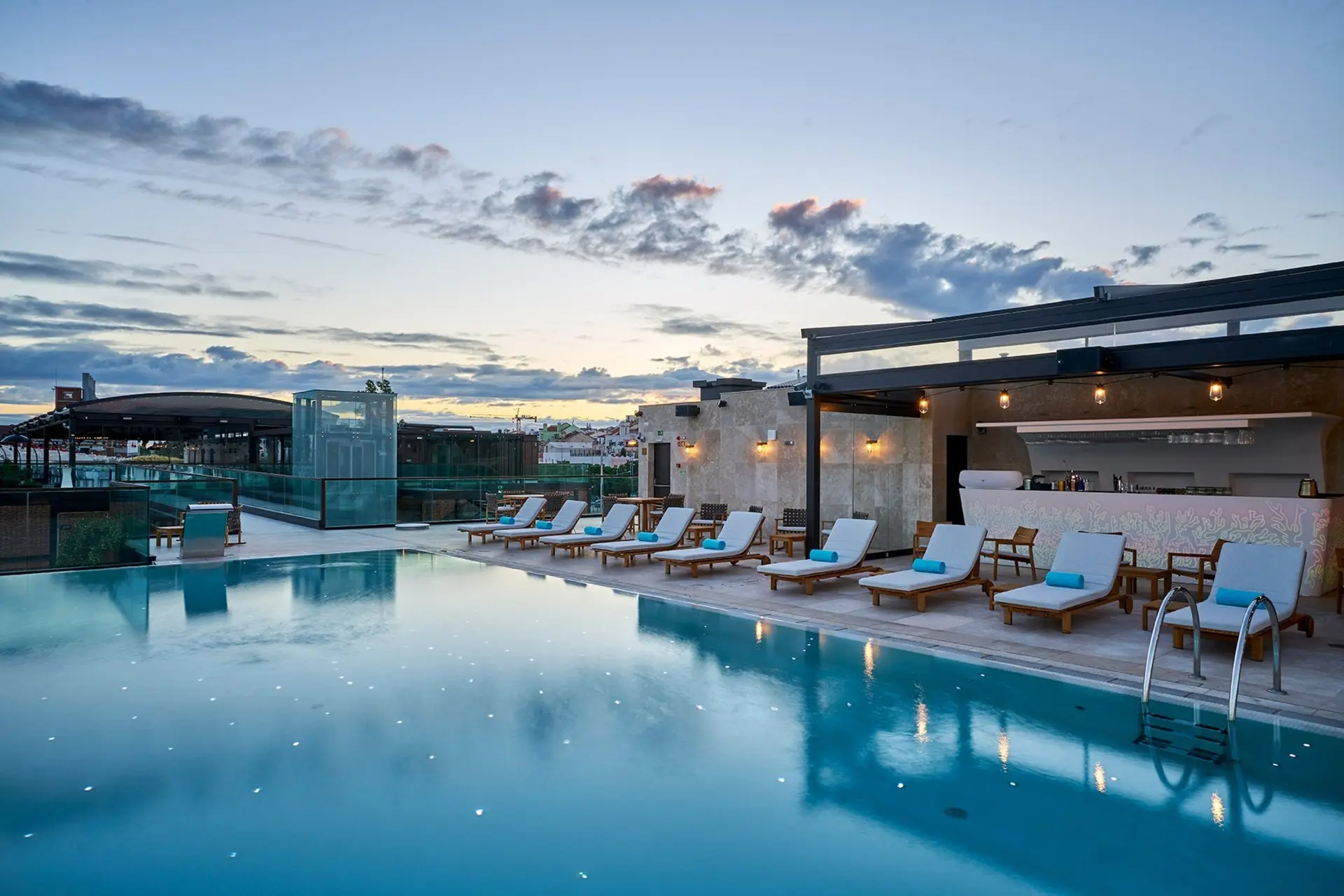 SUD Pool Lounge, SUD Pool Lounge photo #9