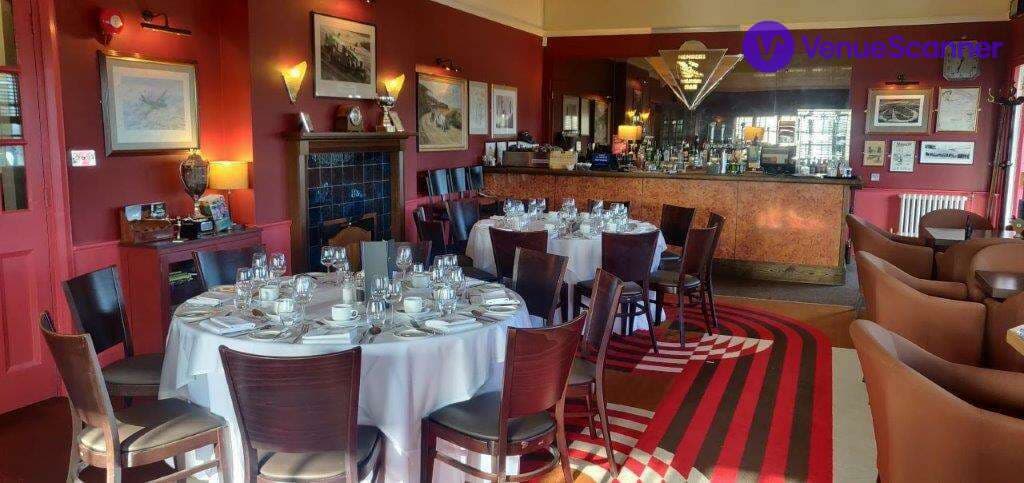 Members Bar, Brooklands Museum photo #2