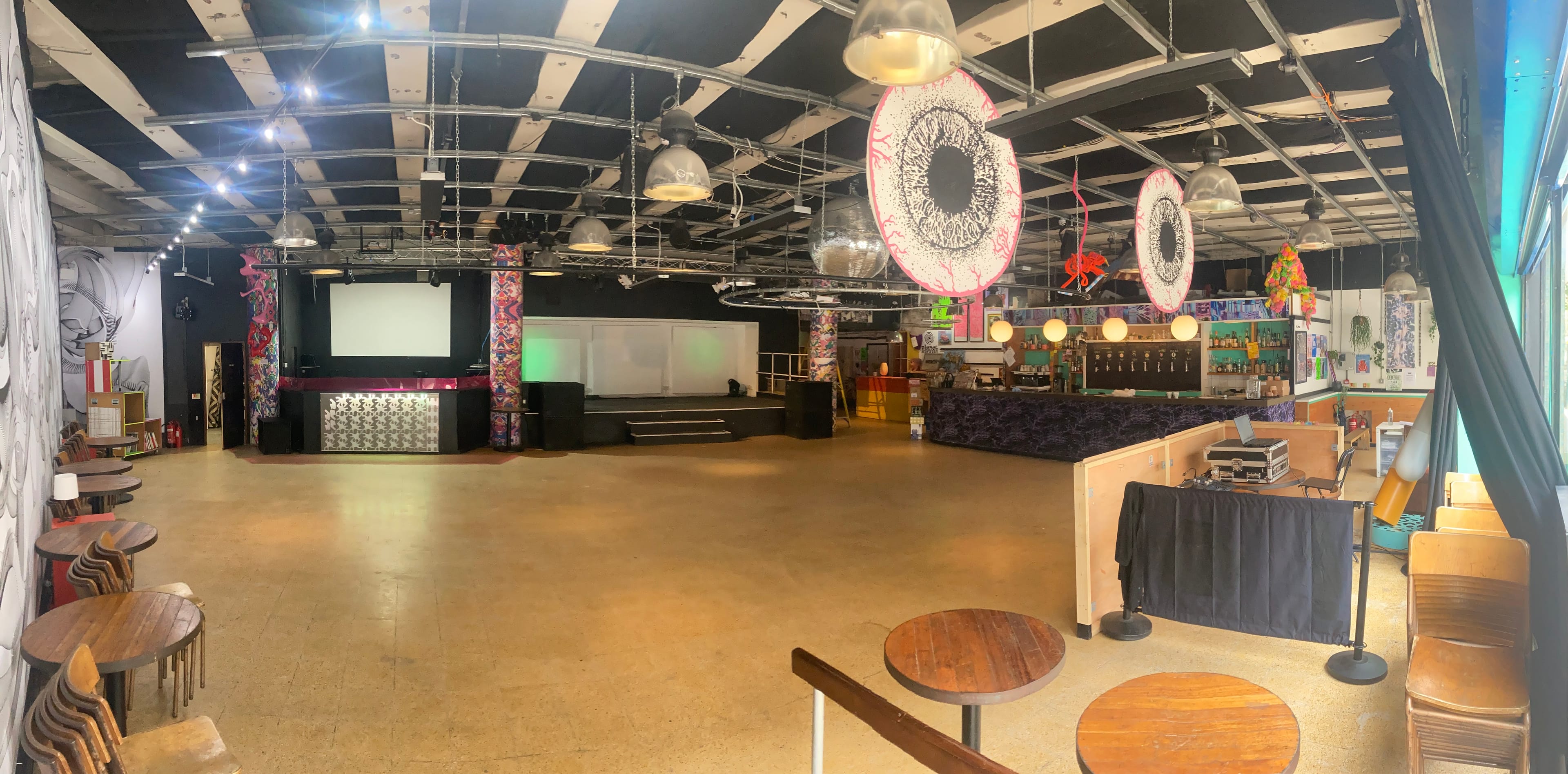 Photo of Strange Brew, Main Room