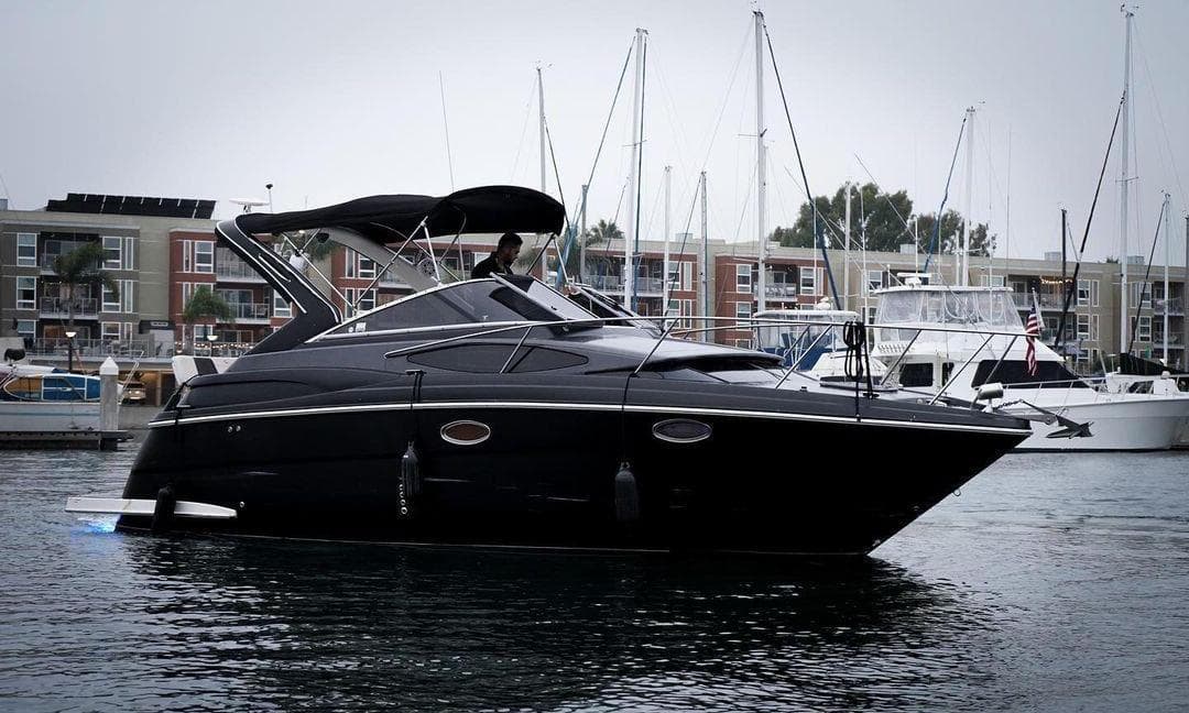 Luxury Sea Ray Sundancer, The Black Yacht photo #1