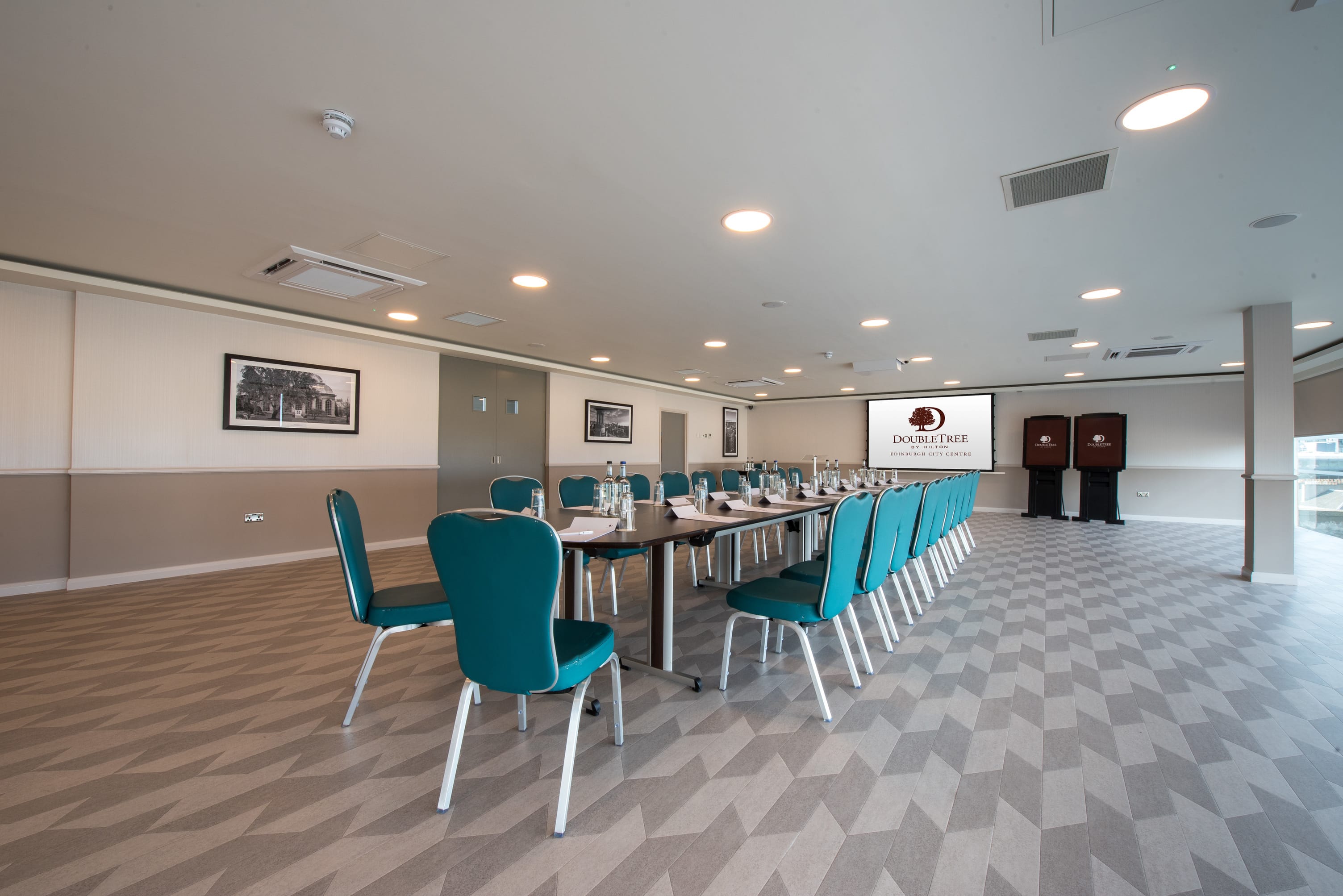 Photo of Doubletree By Hilton Edinburgh City Centre, The Penthouse / Skybar
