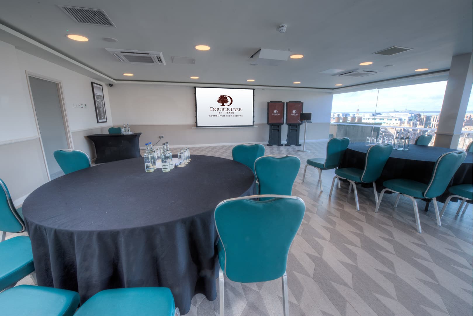 The Penthouse / Skybar, Doubletree By Hilton Edinburgh City Centre photo #5