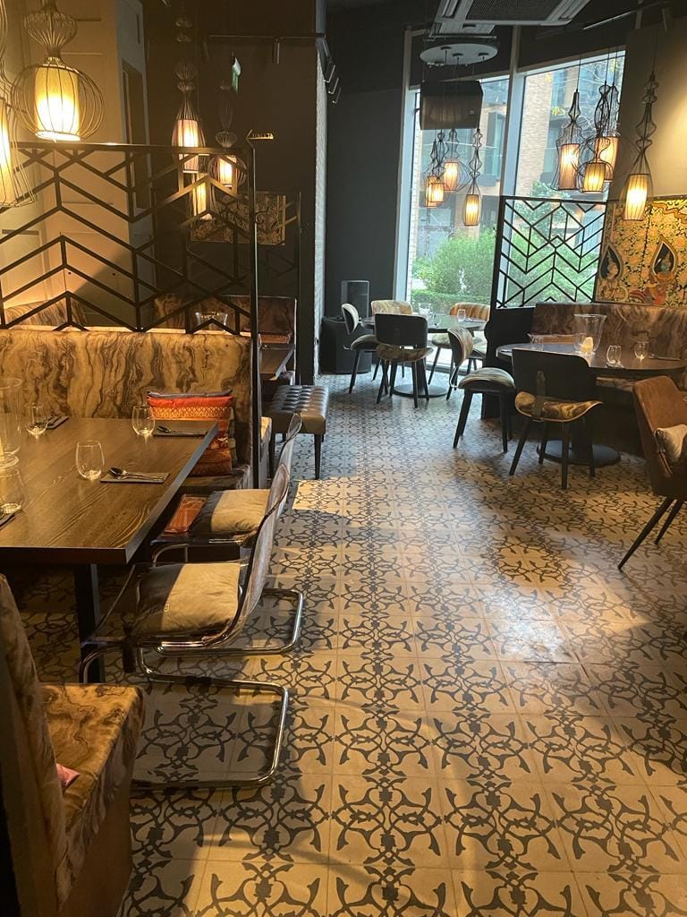 Photo of Yum Sa Restaurant, Full Restaurant