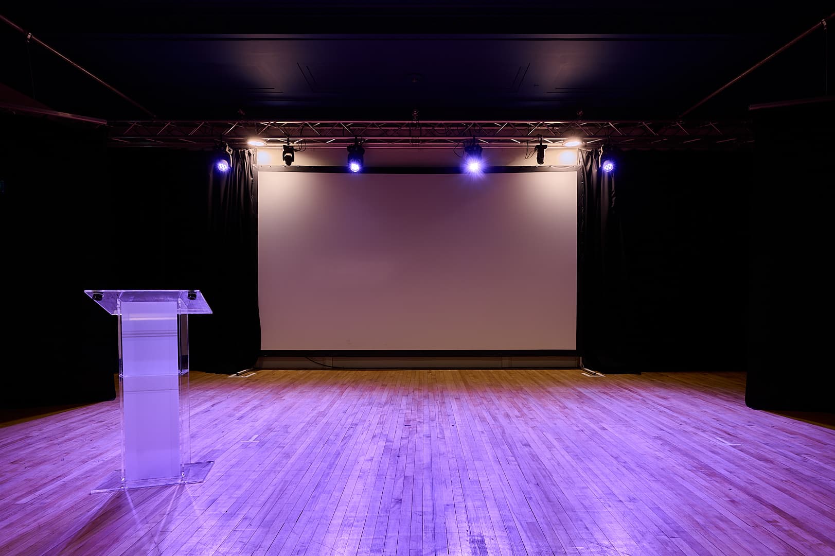The Lens Studio, Portsmouth Guildhall photo #6