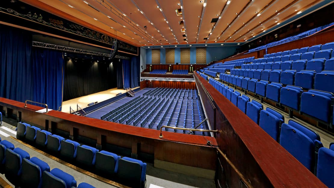 Main Auditorium, Portsmouth Guildhall photo #4