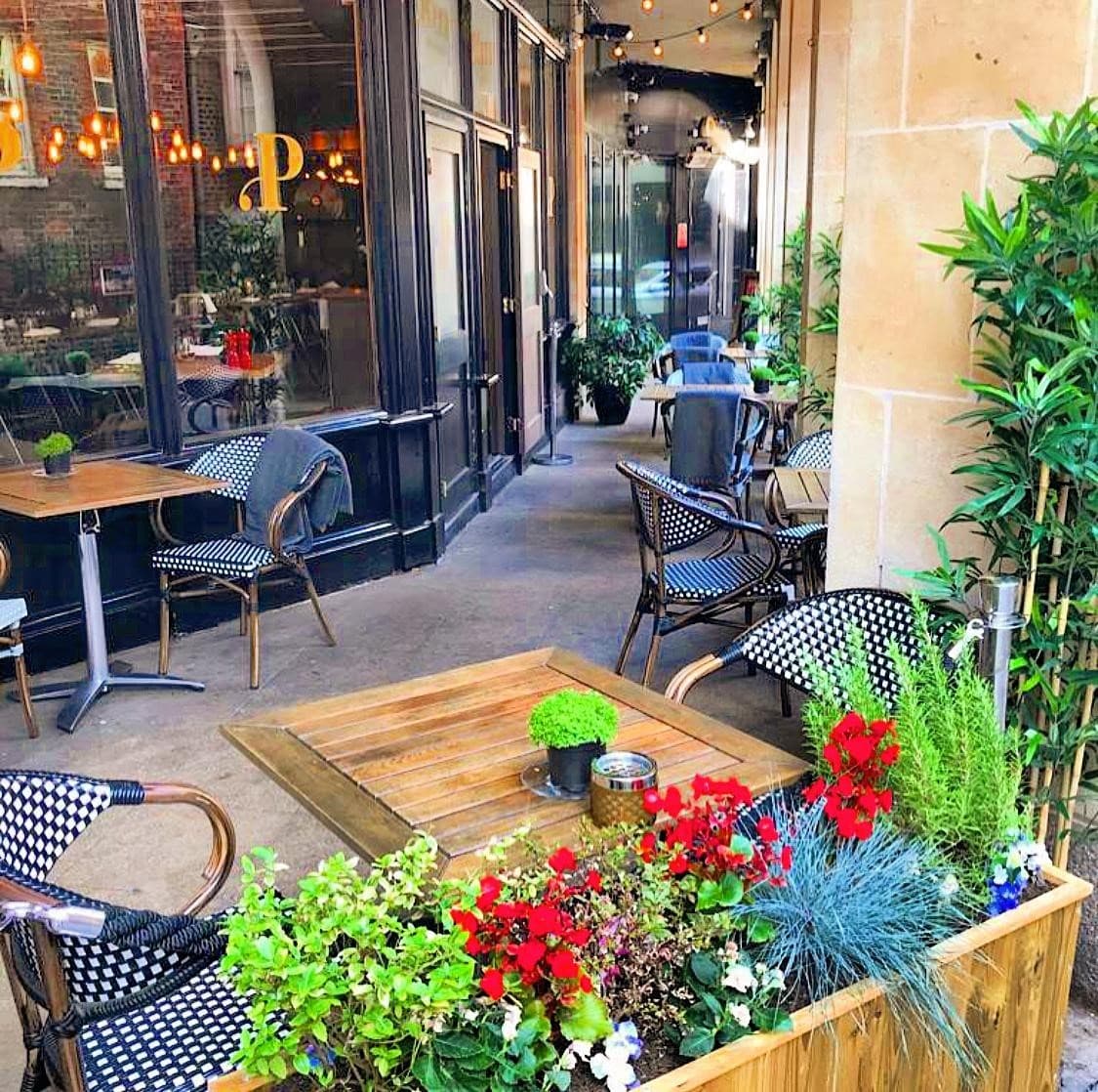 Wilfred's Lounge, Bar & Terrace, Maddox Club photo #3