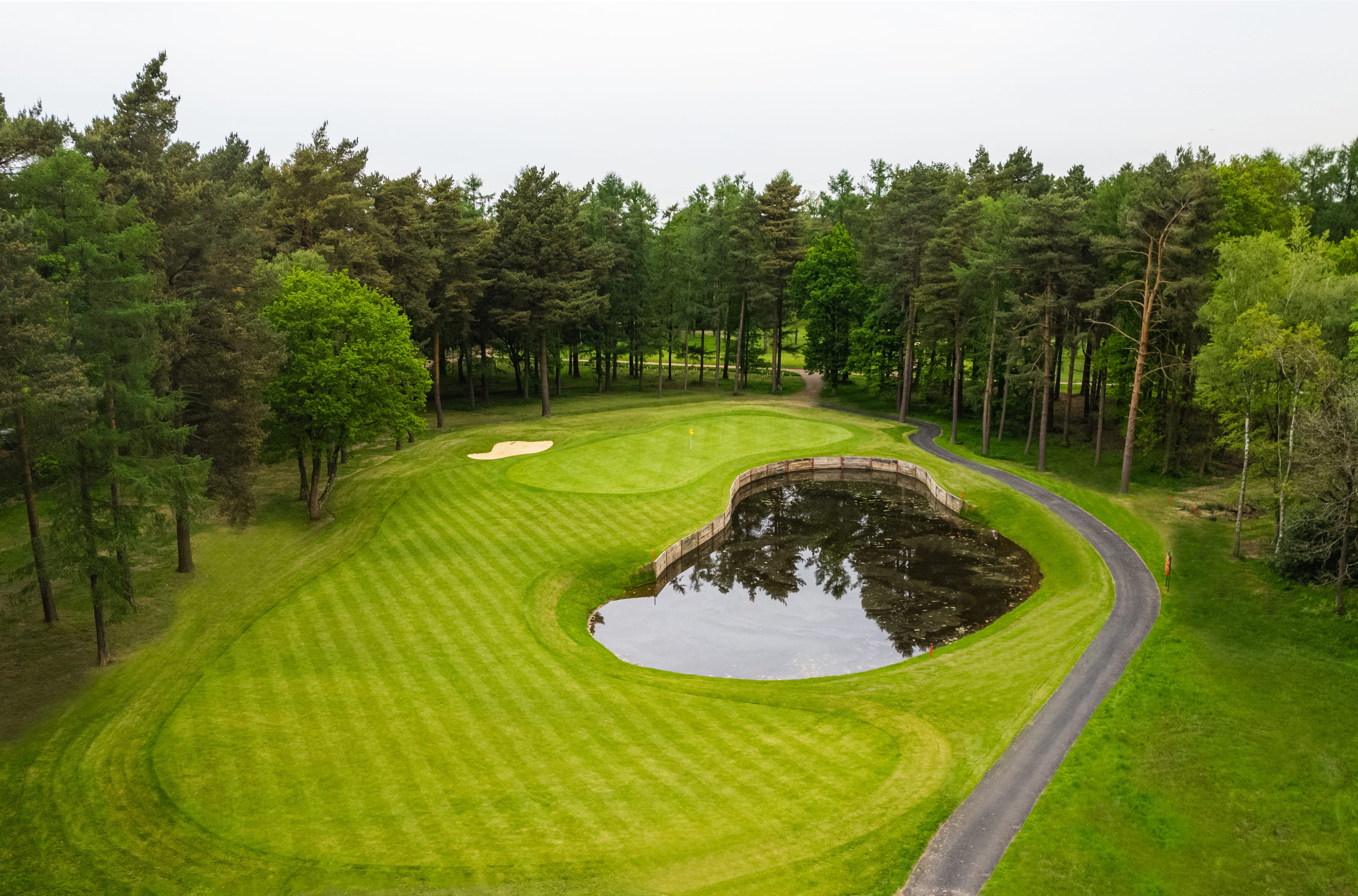 Photo of Foxhills Club & Resort, The Palm